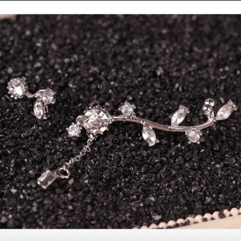 2 piece - Ear cuff & Earring Set